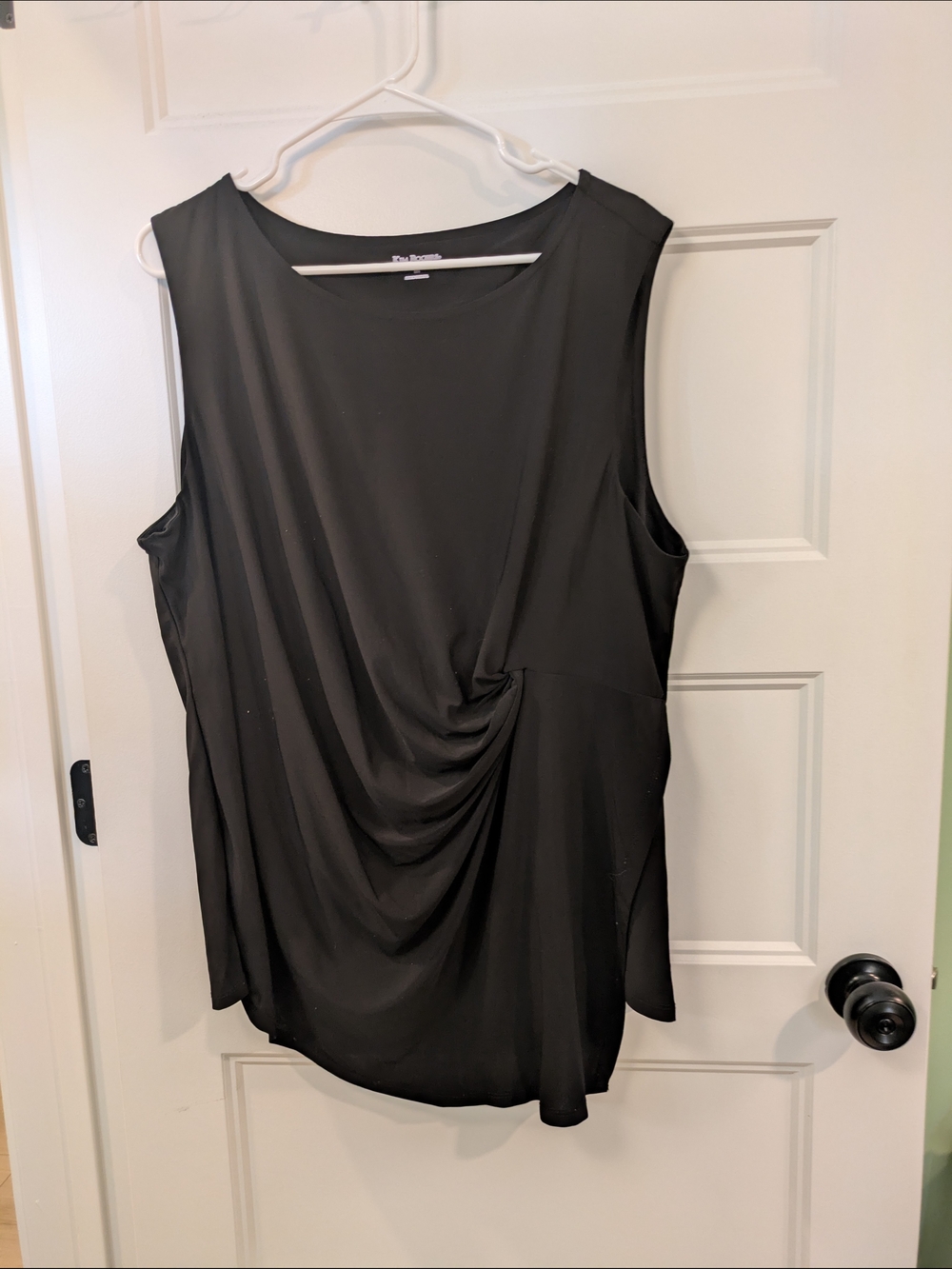 🔴 3/$15 Black Sleeveless Draped Knit Top